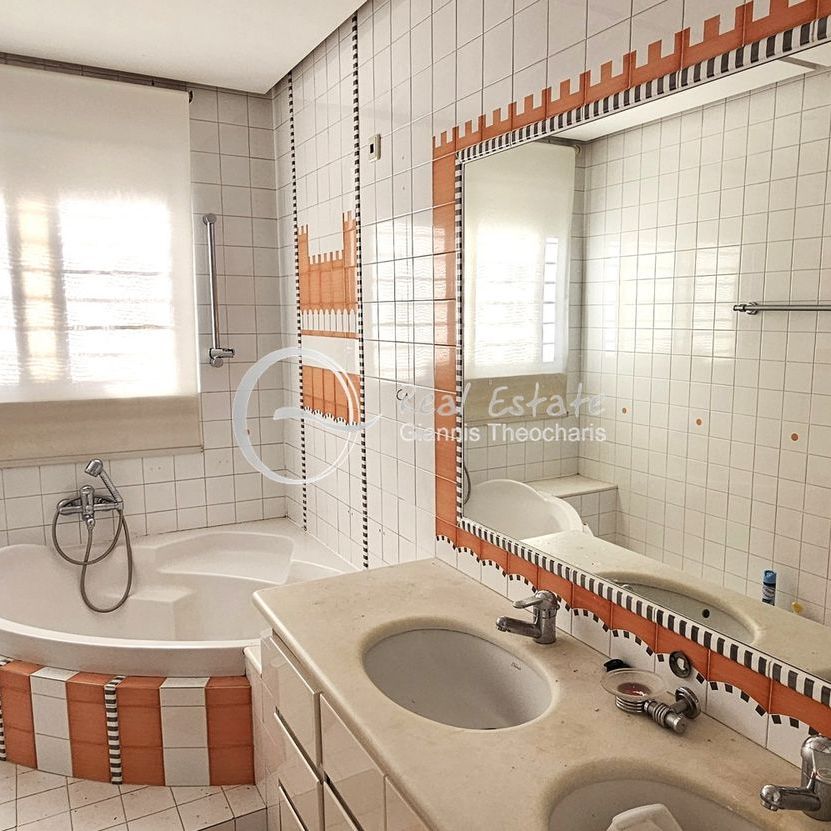 Ενοικίαση κατοικίας, 240 τ.μ., Φιλοθέη, 4.000 € - Photo 1