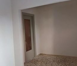 Μονοκατοικία για ενοικίαση - Μέγαρα, - Photo 2