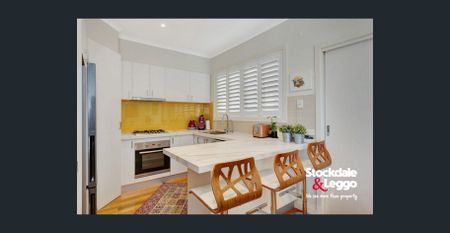 Stylish 3-Bedroom home in the Heart of Glenroy. - Photo 3