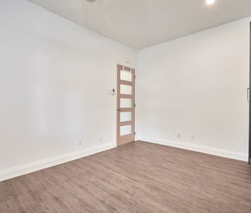 For Lease - 77 Victoria Street Unit# D, Barrie, Ontario - Photo 3