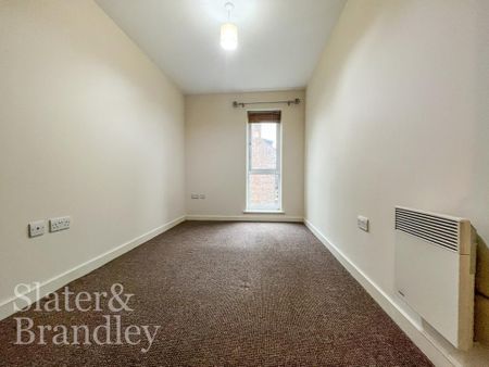 2 bedroom flat to rent - Photo 5