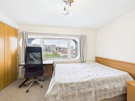 51.02 Apartments, St. James Barton, Bristol, BS1 - Photo 4