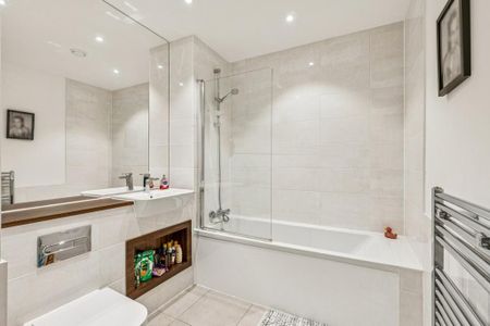 1 bedroom flat to rent - Photo 5