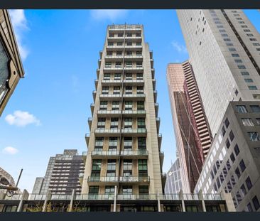 Spacious two level - Loft Style Apartment in the heart of the city. - Photo 6
