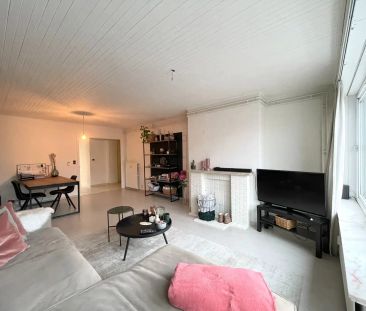LICHTRIJK 2-SLAAPKAMERAPPARTEMENT MET TERRAS - Photo 1