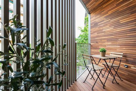 Avinguda de Gaudí, Barcelona, Catalonia 08025 - Foto 5