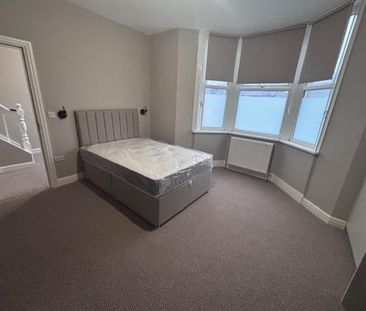 6 bedroom house of multiple occupation to rent - Photo 2