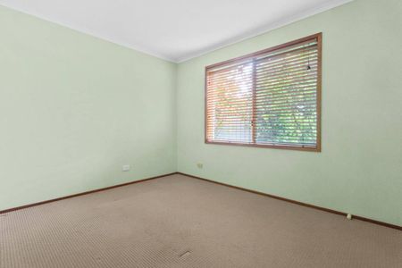 Neat And Tidy Three Bedroom Home - Timbarra Estate - Photo 3