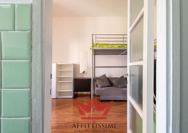 Rif. 771 | grande monolocale con vista sulla darsena.