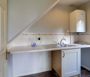 4 bedroom detached house to rent - Photo 3