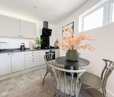 Martin Court, Hastings - Photo 3