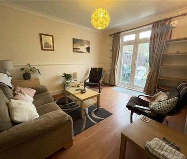 4 bedroom detached house to rent - Photo 1