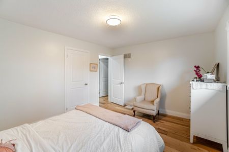 For Lease - 13 Panorama Crescent, Brampton, Ontario - Photo 4