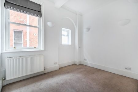 11 Claremont Gardens, Surbiton - 2 bedrooms Property for lettings - Seymours - Photo 4