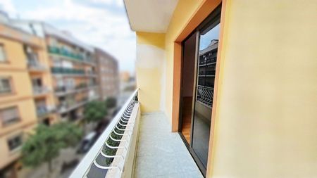 Piso de alquiler en Els Orriols - Photo 2