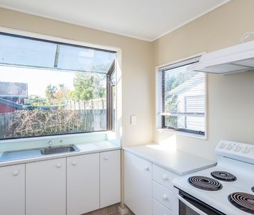 66 Queens Road, Waikanae Beach - Photo 3