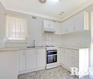 32 Vallingby Avenue Hebersham - Photo 3