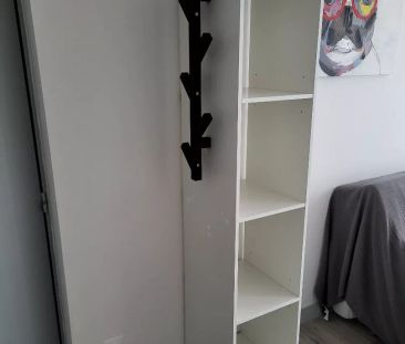 A LOUER STUDIO MEUBLE CENTRE VILLE DE ST QUENTIN 02100. - Photo 5