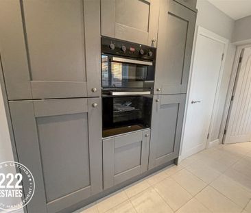 Canberra Avenue - Warrington - WA2 - Photo 2