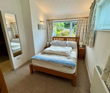 4 bedroom detached bungalow to rent - Photo 6