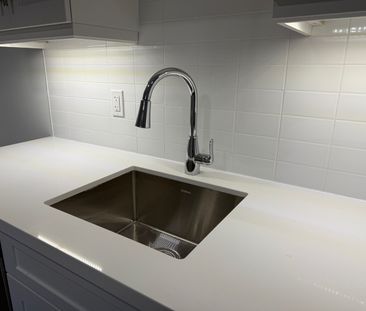 For Lease - 19 Regency Crescent Unit# 102, Whitby, Ontario - Photo 3