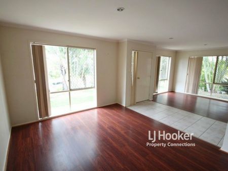 BEAUTFUL FAMILY HOME IN A PRIME LOCATION! - Photo 5