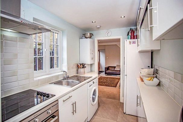 House share to rent - Photo 1
