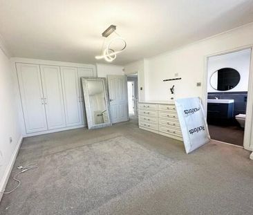 4 bedroom detached house to rent - Photo 6