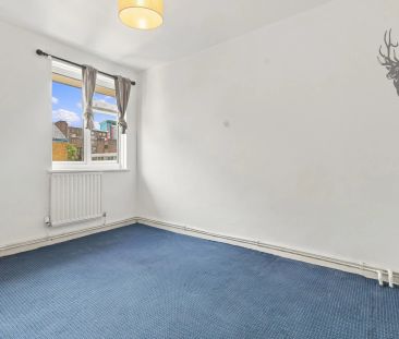 3 Bedroom Maisonette - Photo 5