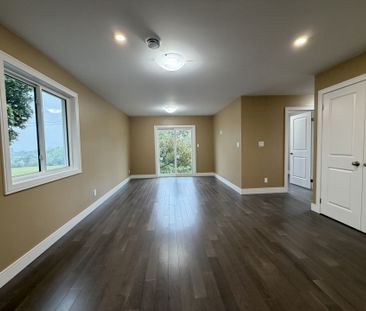 For Lease - 18 Huff Avenue, Brantford, Ontario - Photo 1
