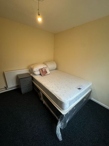 Room in a Shared House, Papyrus Way, B36 - Photo 4
