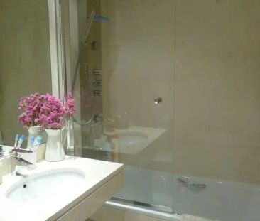 Apartamento de alquiler en De Nieremberg, Ciudad Jardín - Photo 2