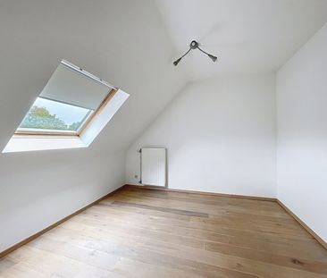 Rustig gelegen dakappartement en toch vlakbij centrum - Photo 1