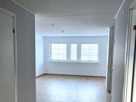 2 rok, Järvstigen 7, 2026-02-01 - Foto 2