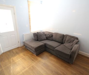2 bedroom apartment to rent Baker Street, Luton, Bedfordshire, LU1 - Photo 1