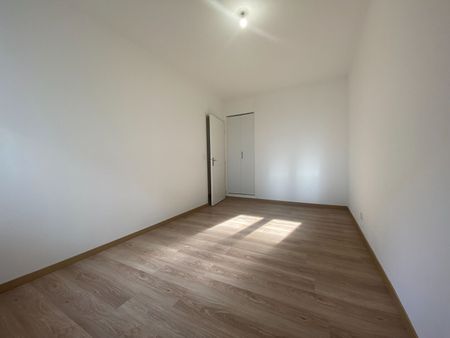 Location appartement 4 pièces, 94.00m², Narbonne - Photo 2