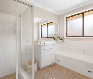 Ideal Family Home - Photo 1