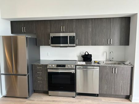 For Lease - 10 Meadowglen Place Unit# 1106, Toronto, Ontario - Photo 3