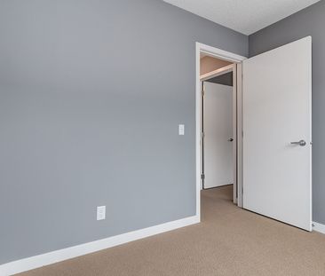 24 - 300 Evanscreek Ct NW, Calgary - Photo 4