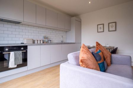 2 bedroom apartment to rent - Photo 3