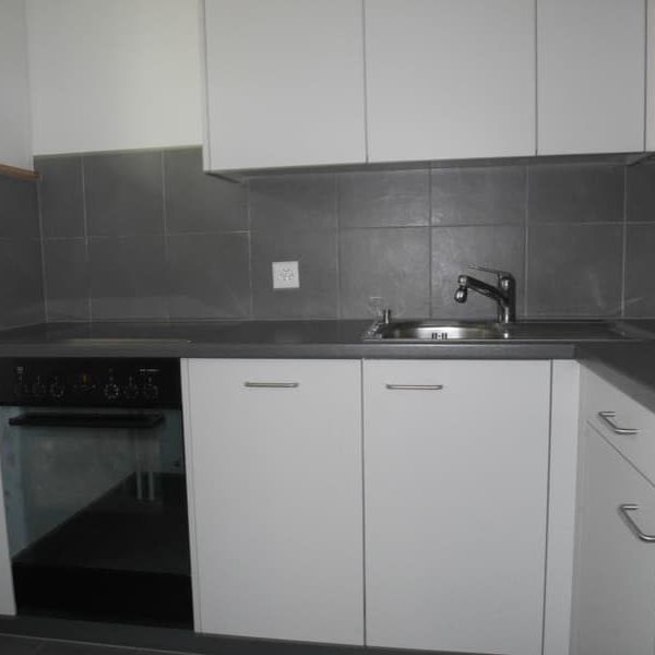 "Charmante und günstige Wohnung mit Balkon!" - Foto 1