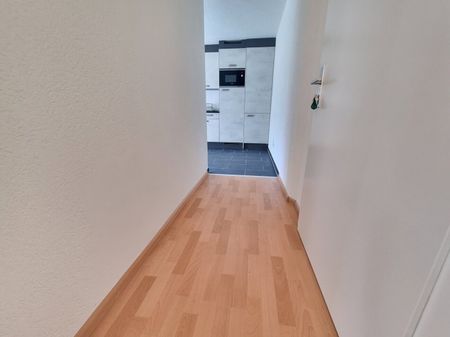 Wohnen mit grosser Küche und grossem Bad! - Foto 4