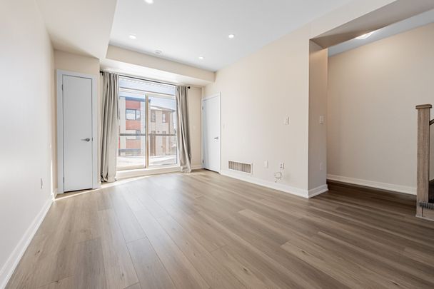 For Lease - 590 North Service Road Unit# 18, Hamilton, Ontario - Photo 1