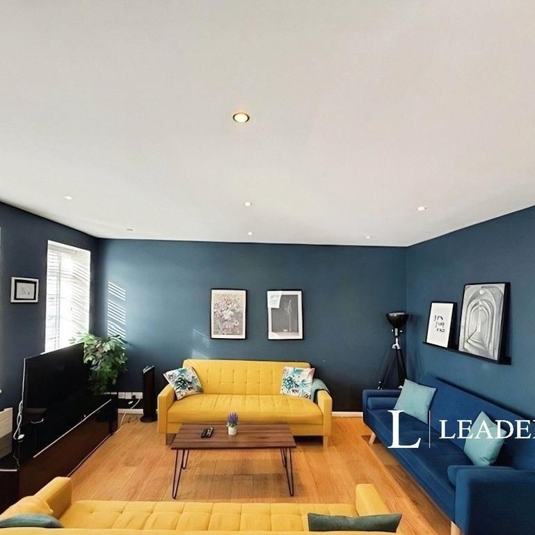 2 bedroom flat to rent - Photo 1