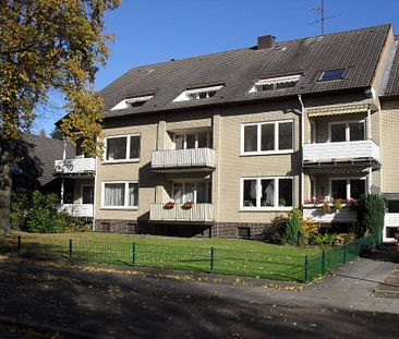 Renovierungsbedürftige, großzügige 3--Zimmer-Wohnung mit Balkon in Marienthal zu vermieten! - Foto 6