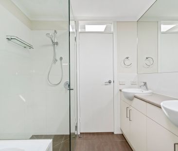 2/26 Gordon Street, Balwyn - Photo 2