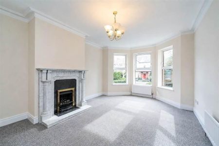 1 Marlborough Manor, 48 Marlborough Park South, Belfast, BT9 6HS - Photo 2