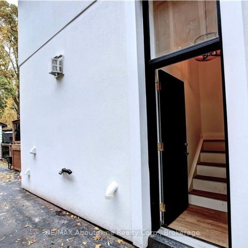 For Lease - 136 Westside Drive Unit# Lower, Oakville, Ontario - Photo 1