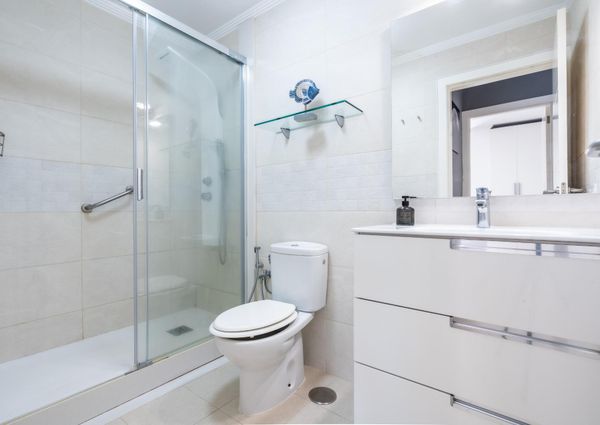 ¡Oportunidad Única! Fantástico Piso Reformado en el Corazón de Adeje – 0067-04588