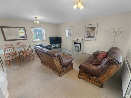 2 bedroom apartment to rent - Photo 2